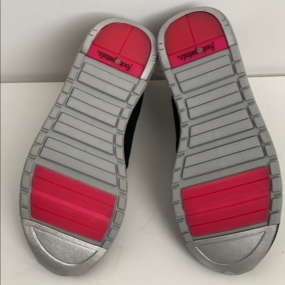 NWOB Foot Petals Brooke slip on shoe - Picture 6 of 7